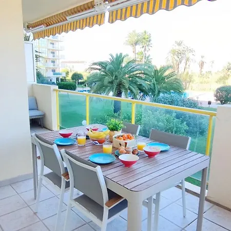 Lagos Del Castillo By Costa